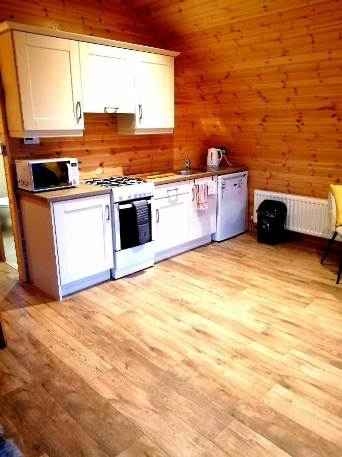 Tollymore Luxury Log Cabins Newry Ngoại thất bức ảnh